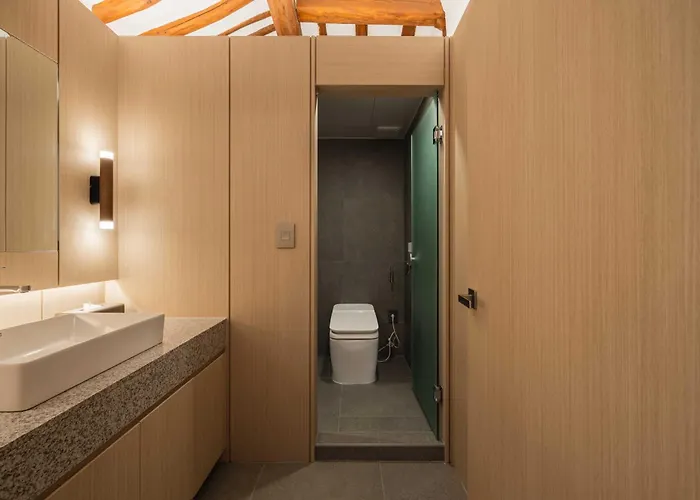 Luxury Hanok Moonlight Hill *